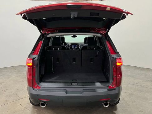 Used 2020 Chevrolet Traverse RS image 12