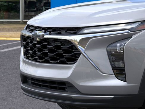 New 2026 Chevrolet Trax LT w/ Driver Confidence Package image 13