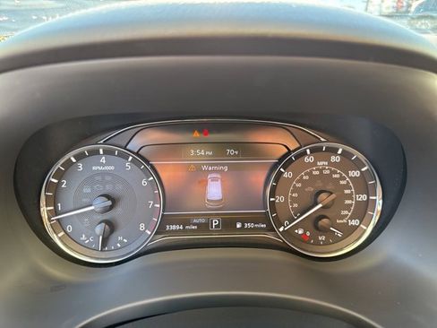 Used 2022 INFINITI QX80 Luxe image 16