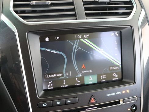 Used 2017 Ford Explorer Platinum AWD/4WD image 15