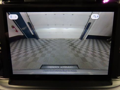 Used 2024 Ford F150 Lariat w/ Equipment Group 502A High image 21