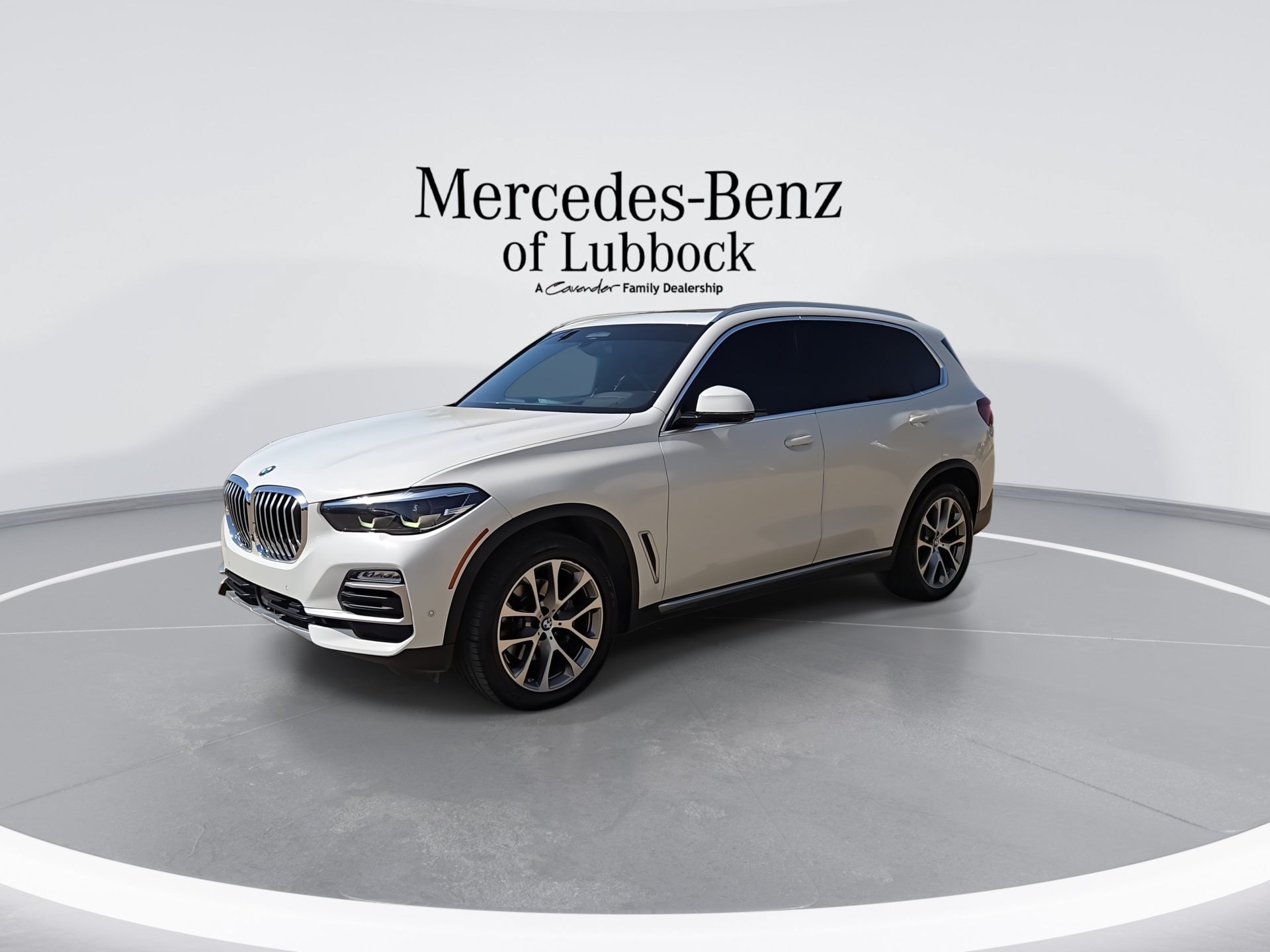 Used 2020 BMW X5 xDrive40i w/ Premium Package AWD/4WD image 4
