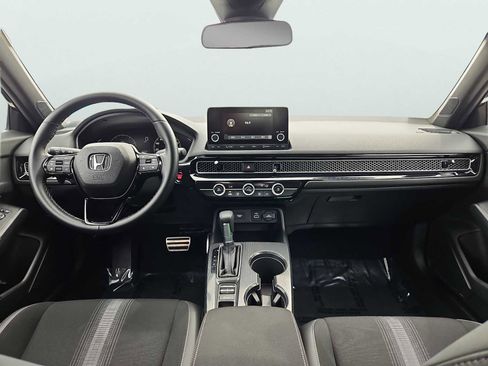 Used 2024 Honda Civic Sport image 3