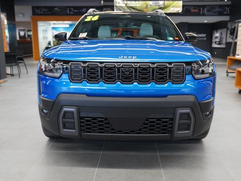 New 2026 Jeep Cherokee Overland w/ Advanced Pro Tech Group AWD/4WD image 11