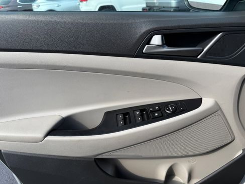 Used 2018 Hyundai Tucson SEL image 34