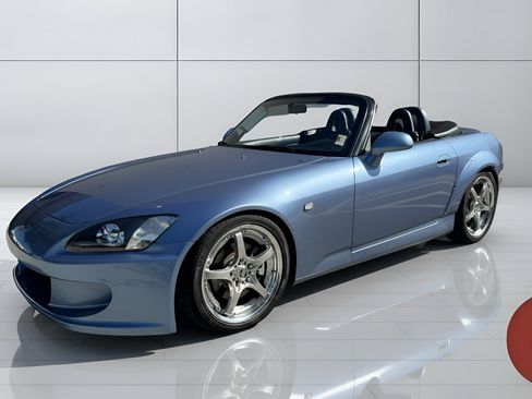 Used 2003 Honda S2000 image 5
