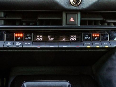 Used 2024 Toyota Crown XLE image 21