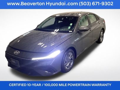 Certified 2025 Hyundai Elantra Blue