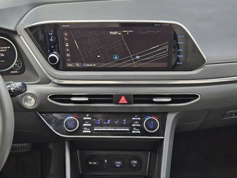 Used 2023 Hyundai Sonata Limited FWD image 17
