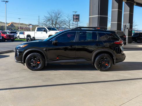 Used 2025 Nissan Rogue SV w/ Rock Creek Premium Package AWD/4WD image 4