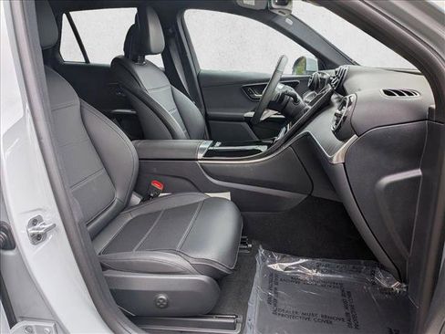 Used 2026 Mercedes-Benz GLC 300 image 20