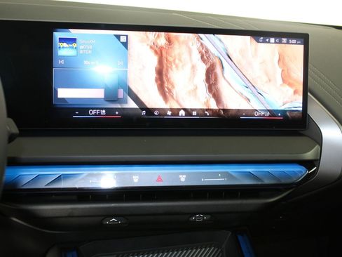 Certified 2026 BMW X3 xDrive30 w/ Premium Package image 24