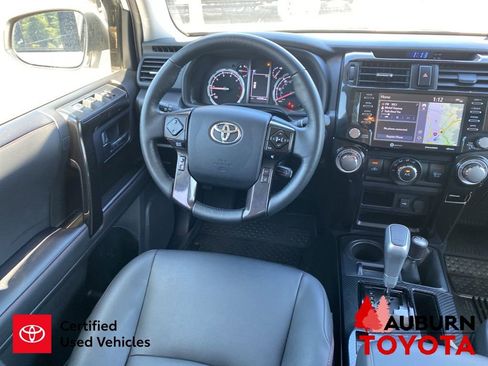 Certified 2024 Toyota 4Runner TRD Off-Road Premium w/ Moonroof Package AWD/4WD image 31