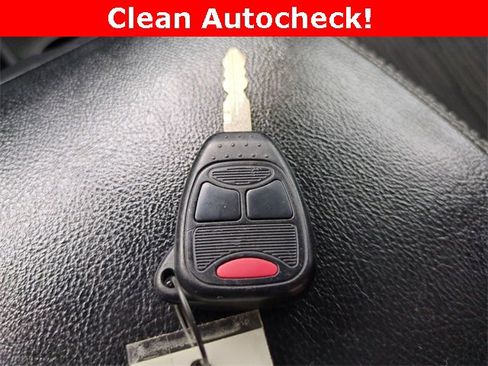 Used 2014 Jeep Wrangler Unlimited Freedom Edition image 23