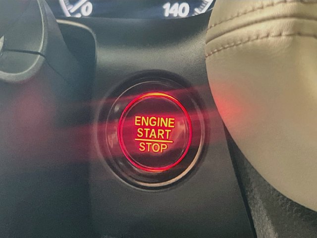 Used 2025 Honda HR-V LX image 19
