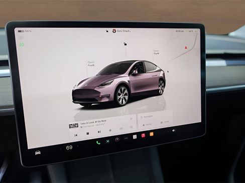 Used 2022 Tesla Model Y Long Range image 14