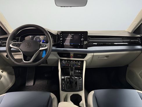 New 2026 Volkswagen Jetta SE FWD image 10