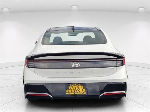 New 2026 Hyundai Sonata SEL image 4