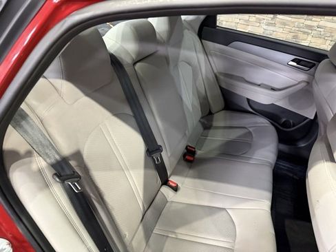 Used 2018 Hyundai Sonata SEL image 4