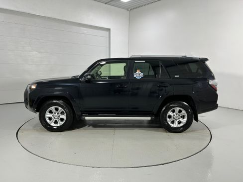 Used 2018 Toyota 4Runner SR5 Premium image 20
