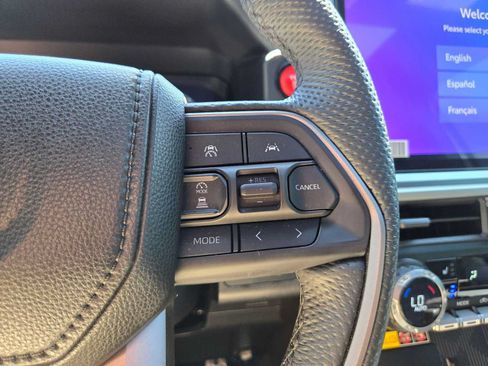 Used 2024 Toyota Tacoma TRD Sport w/ TRD Sport Premium Package AWD/4WD image 33