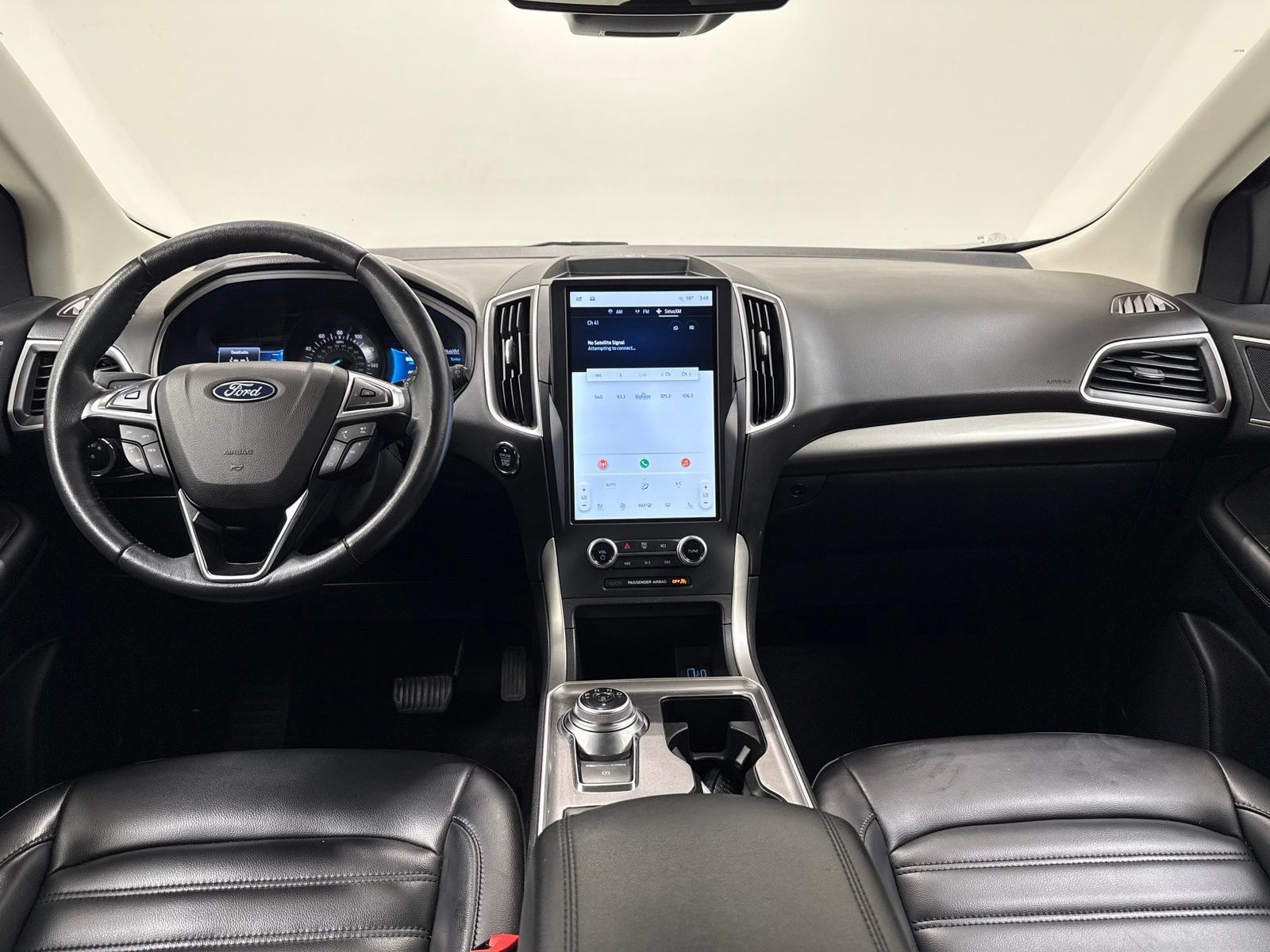 Used 2023 Ford Edge SEL w/ Convenience Package AWD/4WD image 22