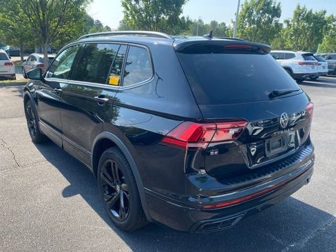 Used 2024 Volkswagen Tiguan SE R-Line AWD/4WD image 10