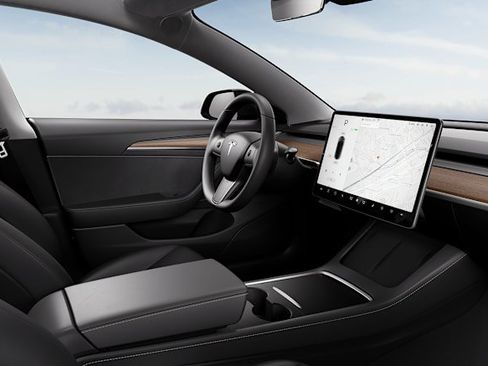 Certified 2022 Tesla Model 3 Performance AWD/4WD image 3