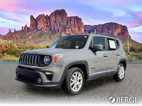 Used 2020 Jeep Renegade Latitude FWD image 2