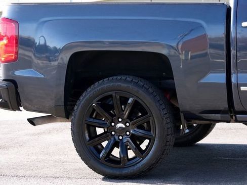Used 2018 Chevrolet Silverado 1500 LTZ Z71 w/ Centennial Edition image 15