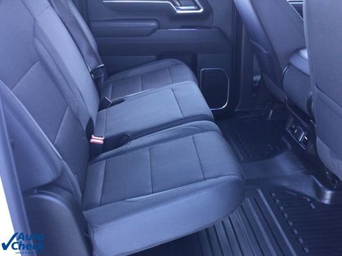 Used 2025 Chevrolet Silverado 2500 LT image 24