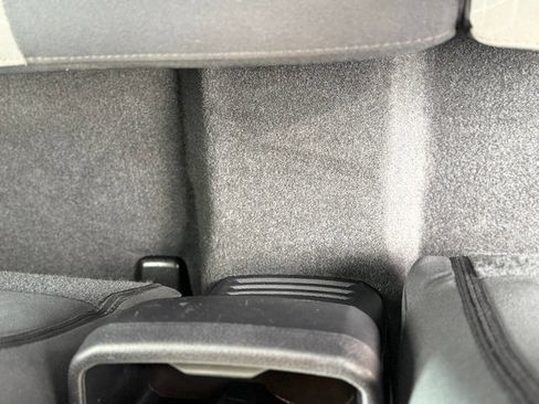 Used 2022 Toyota Tacoma TRD Off-Road image 38