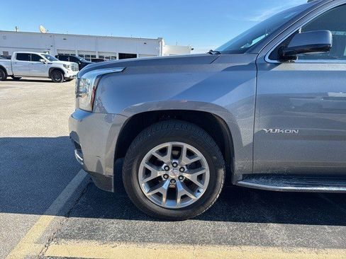Used 2019 GMC Yukon SLE w/ SLE Value Package image 3