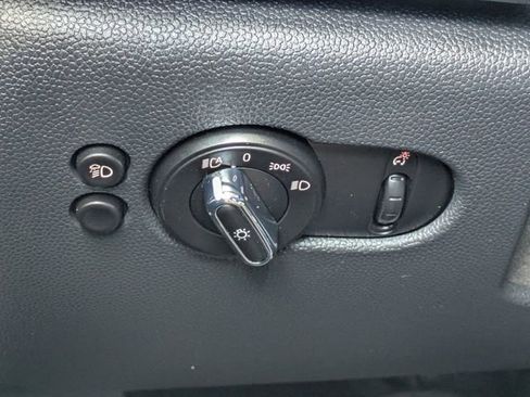 Used 2022 MINI Cooper 4-Door Hardtop w/ Storage Package FWD image 17