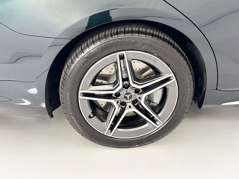 New 2026 Mercedes-Benz S 580e 4MATIC Sedan image 32