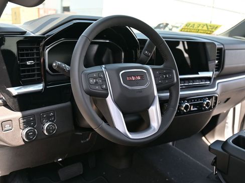 New 2026 GMC Sierra 3500 SLT AWD/4WD image 25