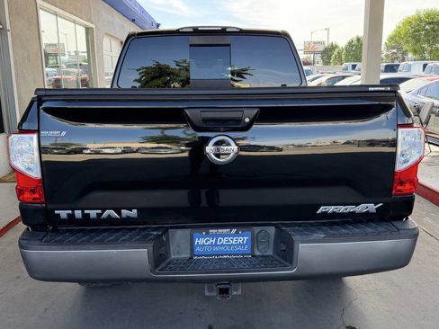 Used 2017 Nissan Titan PRO-4X AWD/4WD image 7