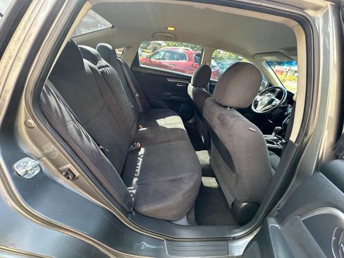 Used 2014 Nissan Altima 2.5 SV image 21