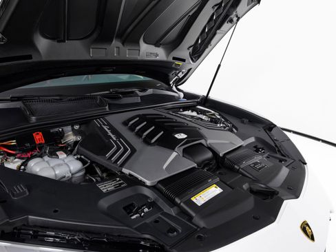 Used 2024 Lamborghini Urus S image 51