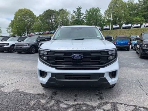 New 2025 Ford Expedition Active RWD image 3