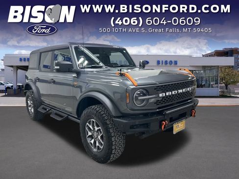 Certified 2024 Ford Bronco Badlands AWD/4WD image 1