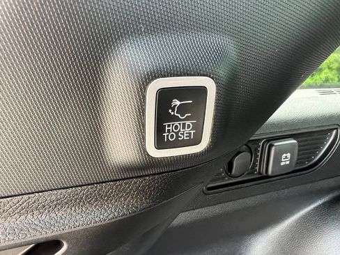 New 2026 Jeep Grand Cherokee Limited AWD/4WD image 19