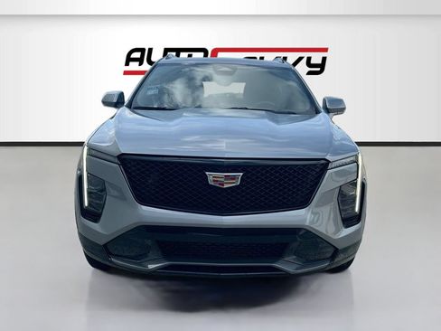 Used 2024 Cadillac XT4 Sport w/ Cold Weather Package FWD image 2