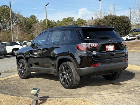 New 2026 Jeep Compass Latitude image 5