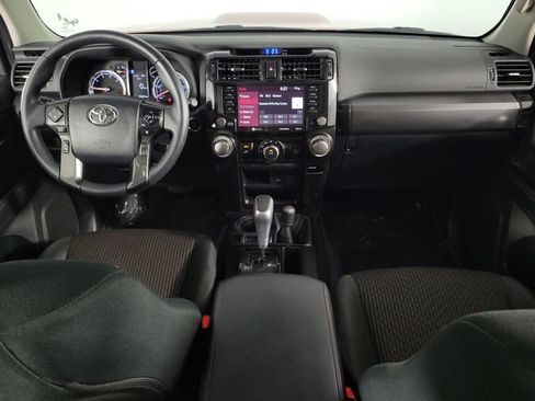 Used 2021 Toyota 4Runner TRD Off-Road AWD/4WD image 25