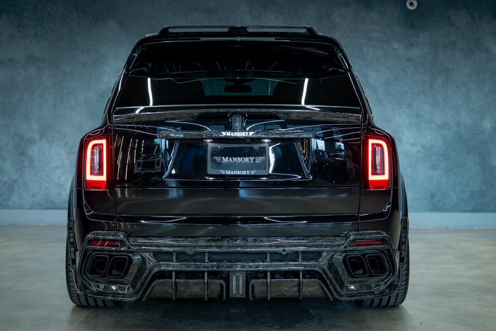 Used 2026 Rolls-Royce Cullinan AWD/4WD image 35