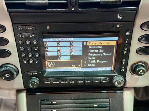 Used 2004 Porsche 911 Carrera image 28