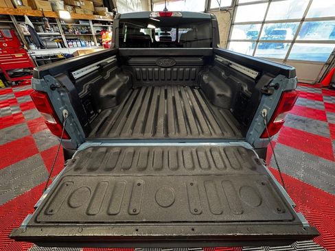 Used 2022 Ford Maverick XLT w/ Equipment Group 300A Standard image 11