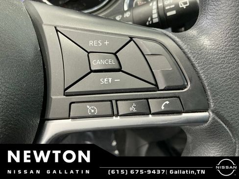 Used 2020 Nissan Rogue Sport SV FWD image 27
