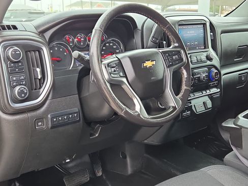 Used 2022 Chevrolet Silverado 2500 LT w/ Convenience Package AWD/4WD image 10